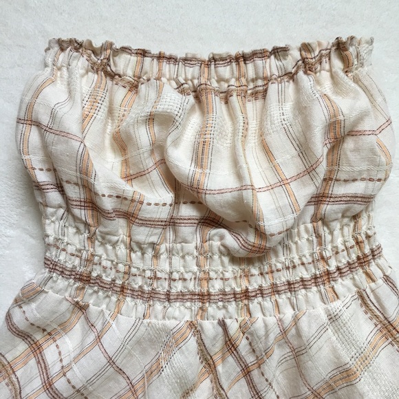 {Gianni Bini} Linen Strapless Dress - Picture 4 of 8